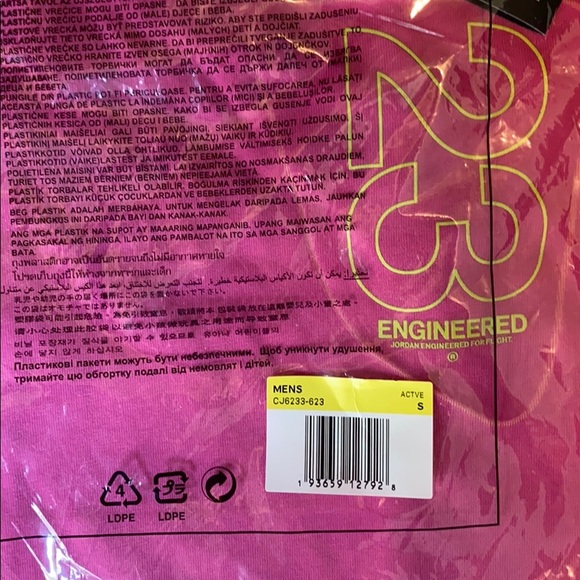 Nike Jordan Engineered 23 Crew Tee Active Fuchsia - Picture 4 of 8